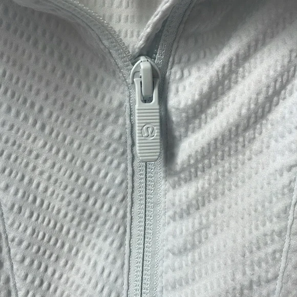Lululemon Pack Light Pullover *Packable - Picture 7 of 14